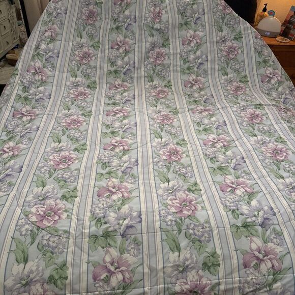 Antique Blue Purple Floral Quilt Comforter Hand Quilted Queen Reversible Pretty! - Picture 1 of 9